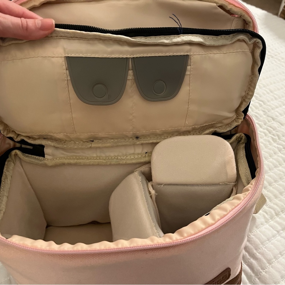 Camera Bag - image 4